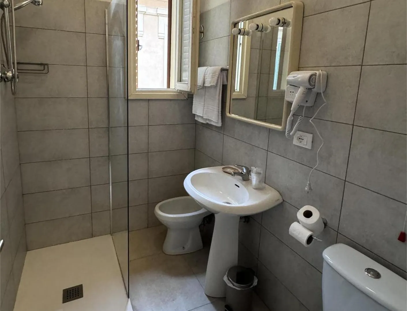 Hotel Ely Viareggio